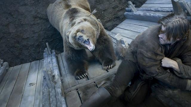 El oso y la doncella