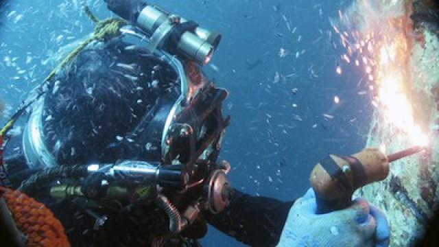Delta Divers: Diver Down