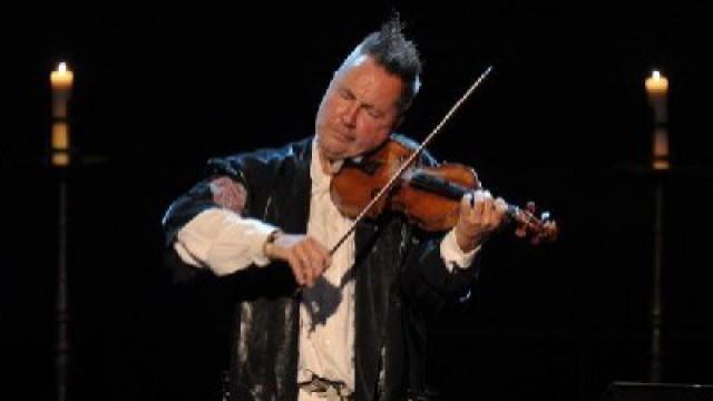 Nigel Kennedy plays Bach