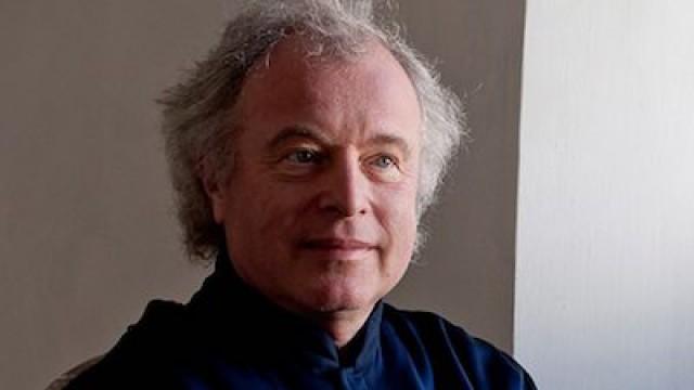 Andras Schiff plays Bach