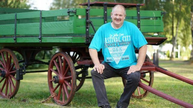 Folge 4: Burkhard lebt allein auf seinem idyllischen Pferdehof