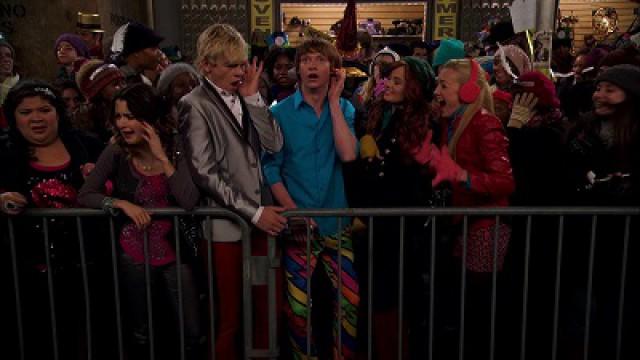 Austin & JESSIE & Ally All Star New Year