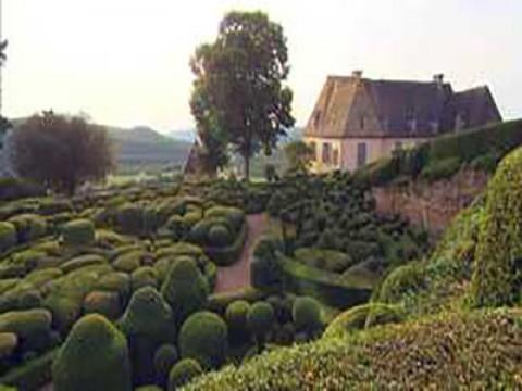 Passion patrimoine : Au fil de la Dordogne, de l'Auvergne à l'Aquitaine