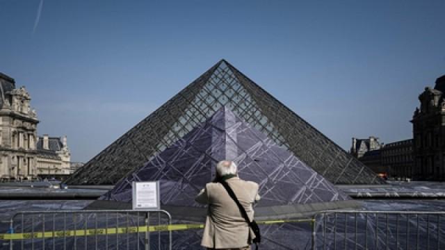 La Pyramide du Louvre fête ses 30 ans