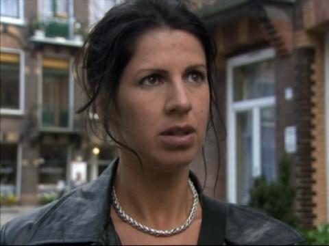 Een bul en een trouwring