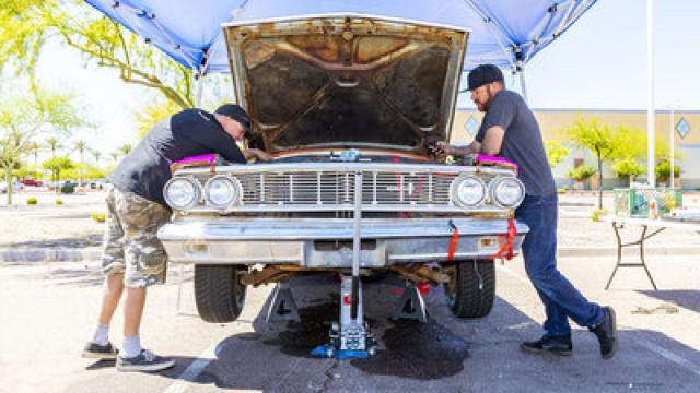 Junkyard-rescue Four-speed Big-block ’64 Galaxie!