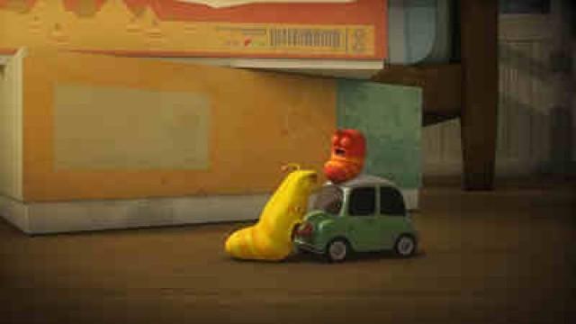 Larva Car