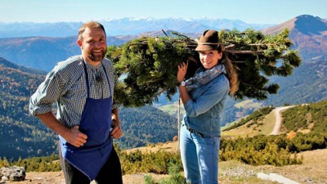 Südtirol im Herbst / Holzschnitzereien – traditionell und modern / Bozen – wo Ötzi zuhause ist / Wanderwege mit Blick auf Apfelplantagen und Weinberge