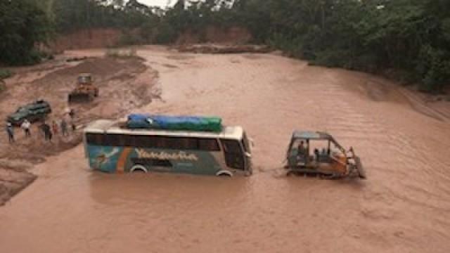 Bolivia, Comes the Flood