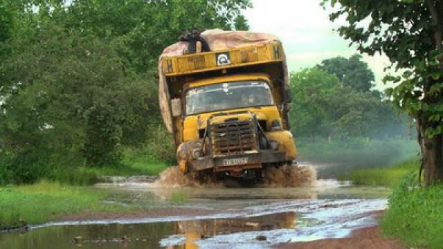 Senegal, Head Above Water