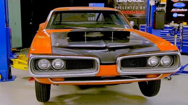 Bolt-On Overdrive for the Hemi-Powered Super Bee!