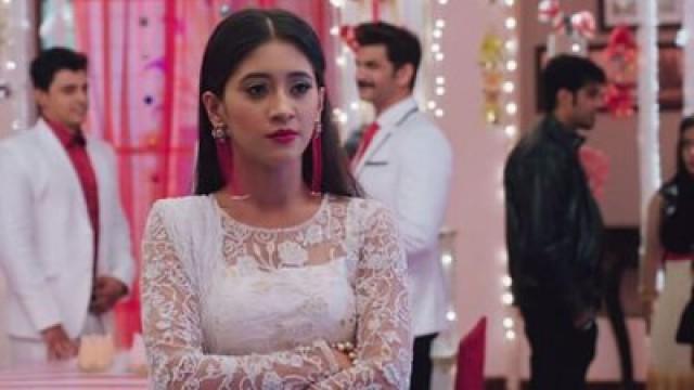 Naira Foils Raghav’s Plan