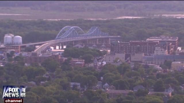 Greta Investigates: Death at the River's Edge