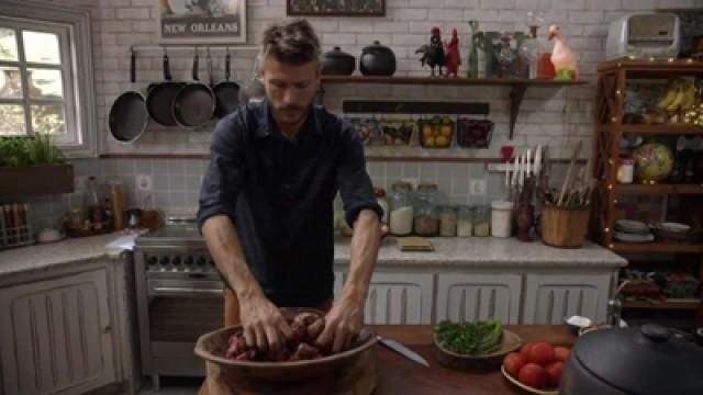 Barreado, Farofa de Banana e Manjar