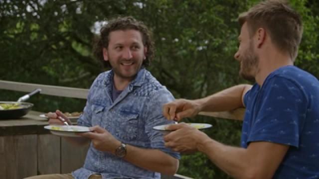 Paella Campeira e Cajuzinho de Pinhão