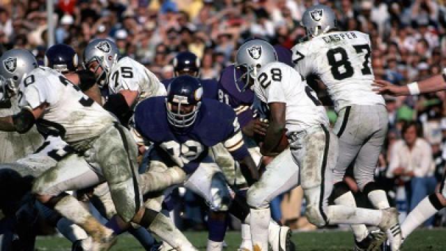 Super Bowl XI - Oakland Raiders vs Minnesota Vikings