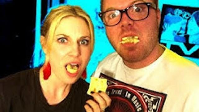 EPIC CRACKER CHALLENGE!!!