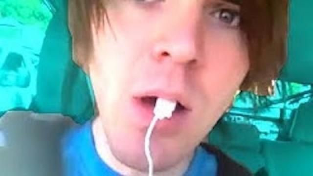 HOW *NOT* TO USE A TAMPON! (Hang With Shane : Day 39)