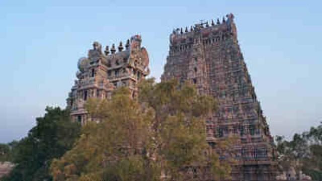 Temples d'Asie : Les hommes, la nature et les dieux