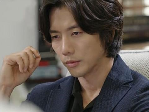 Woo Jin Treats Mi Hye Coldly