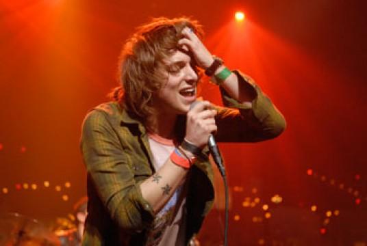 Paolo Nutini / Grupo Fantasma