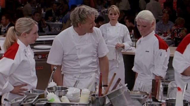 17 Chefs Compete