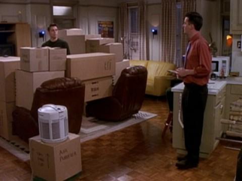 The One Where Ross Moves In