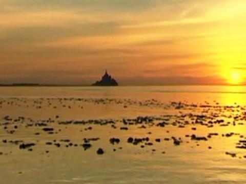 Le Mont-Saint-Michel contre vents et marées