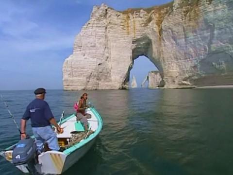 Etretat : les sorciers attaquent la falaise