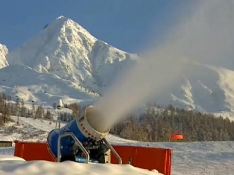 Ski et réchauffement climatique : les stations sous les canons