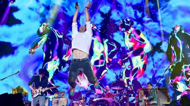 Coldplay with Barry Gibb
