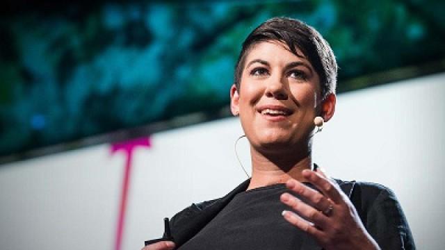 Leyla Acaroglu: Paper beats plastic? How to rethink environmental folklore