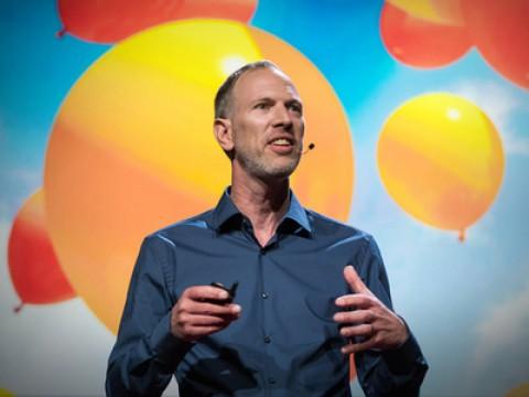 Tim Leberecht: 4 ways to build a human company in the age of machines