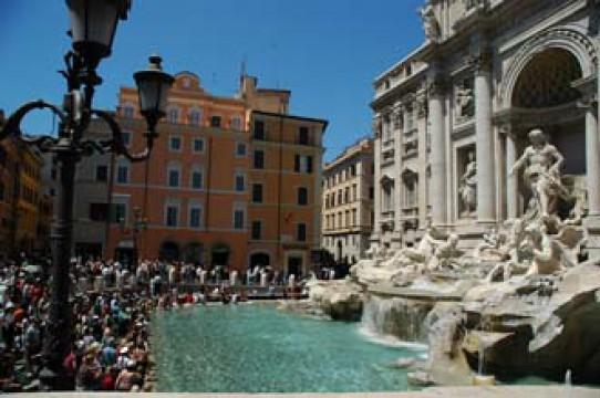 Roma con Jesús Mariñas y Karmele Marchante (Florentino Fernández y Miki Nadal)