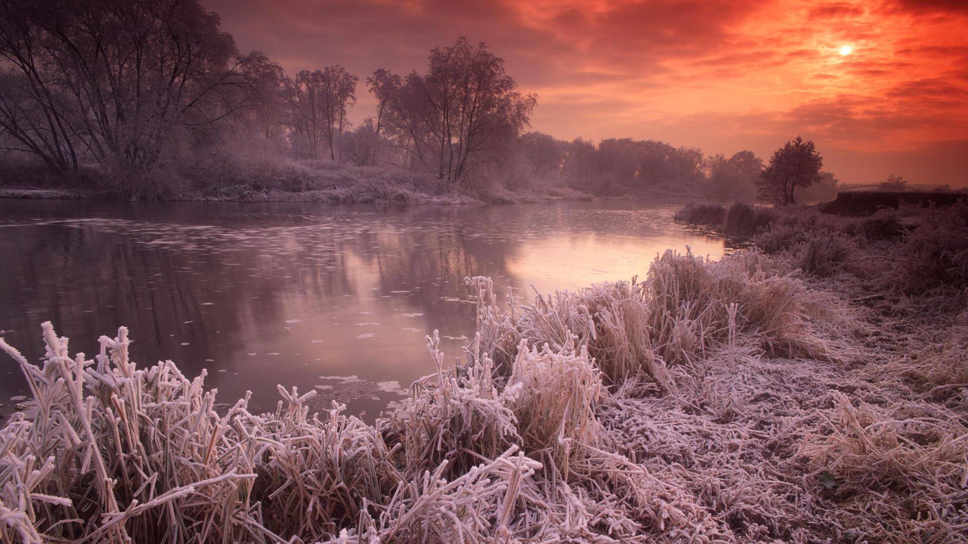 The Seasons with Alan Titchmarsh