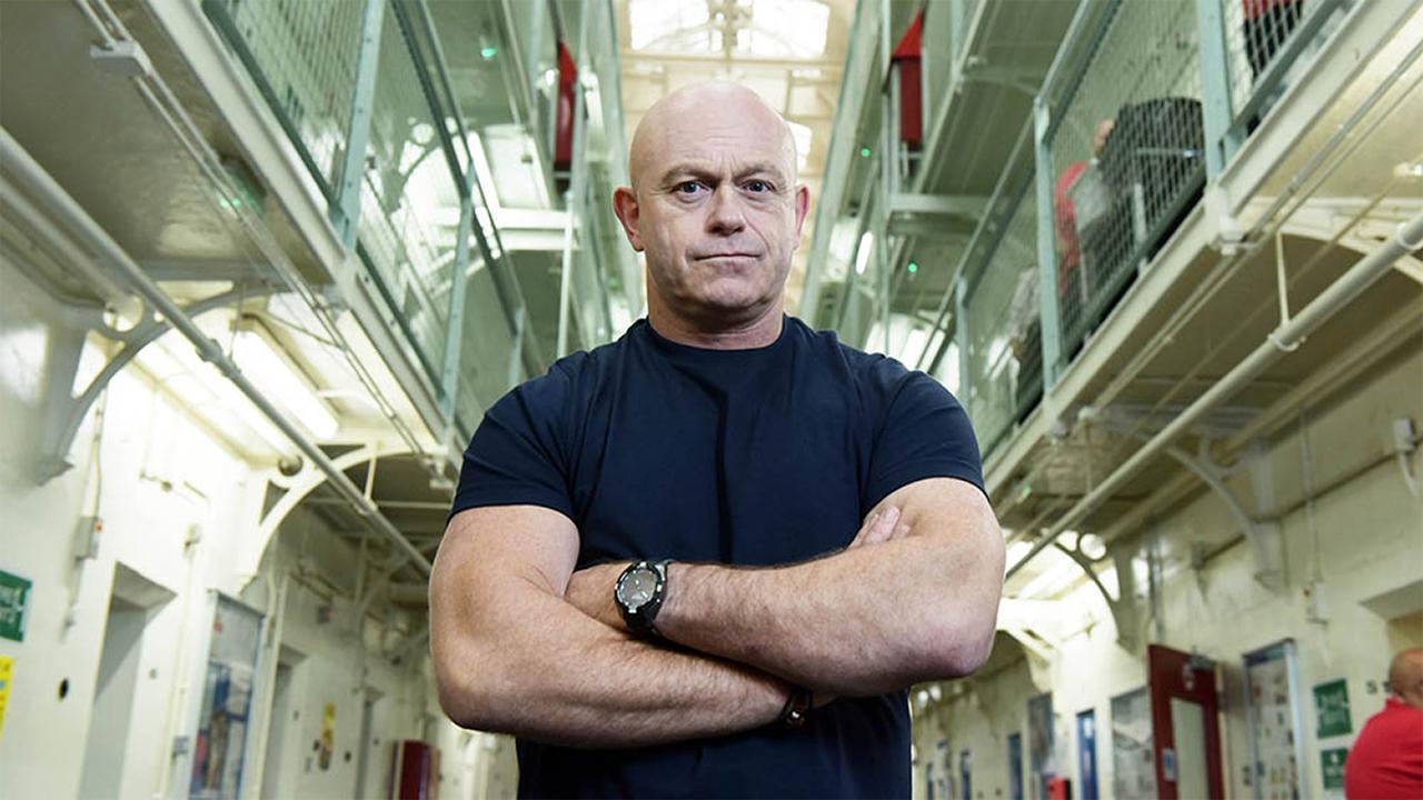 Ross Kemp Behind Bars