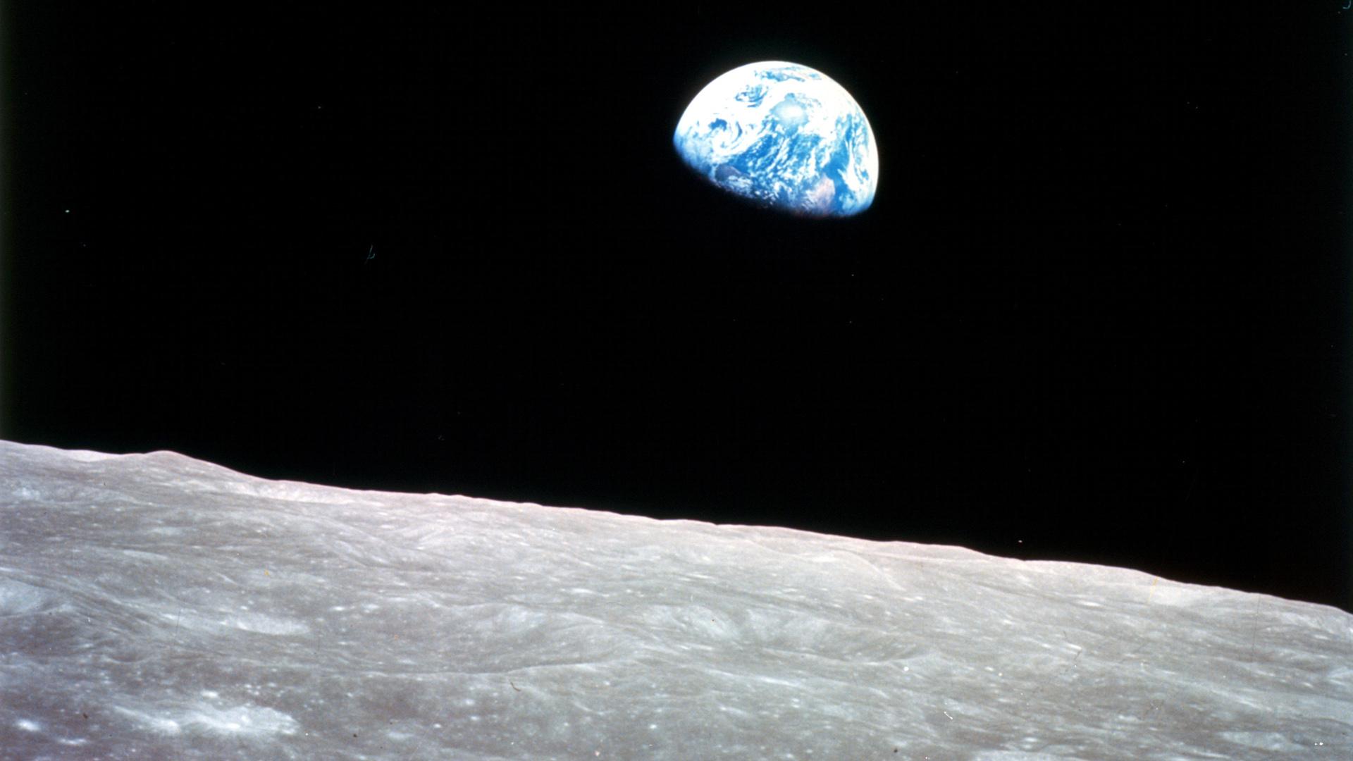 De la Tierra a la Luna