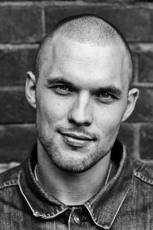 Picture of Ed Skrein