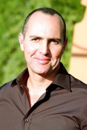 Picture of Arnold Vosloo