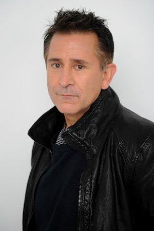 Picture of Anthony LaPaglia