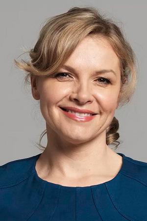 Picture of Justine Clarke