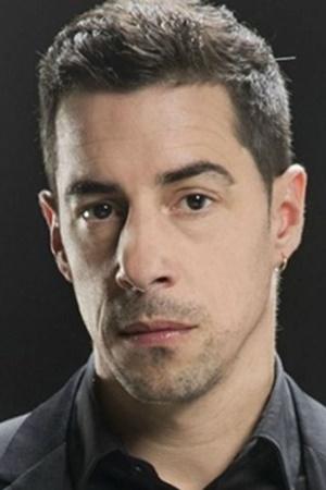 Picture of Esteban Lamothe