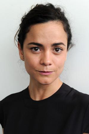 Picture of Alice Braga