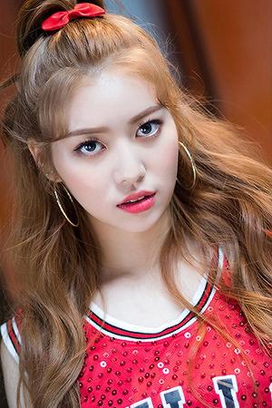 Picture of Sung Ji-yeon