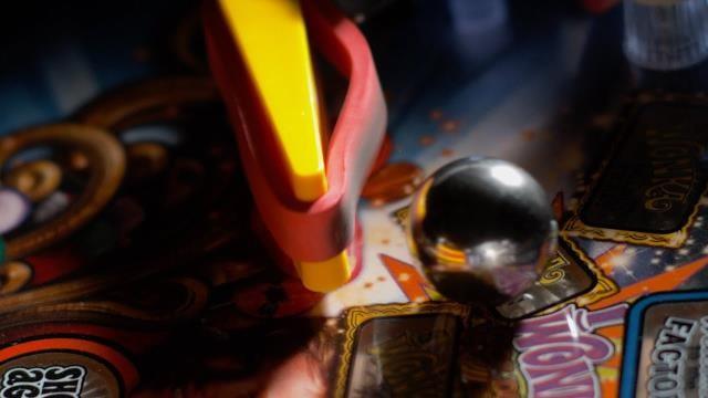 How a Pinball Machine works in Slow Motion