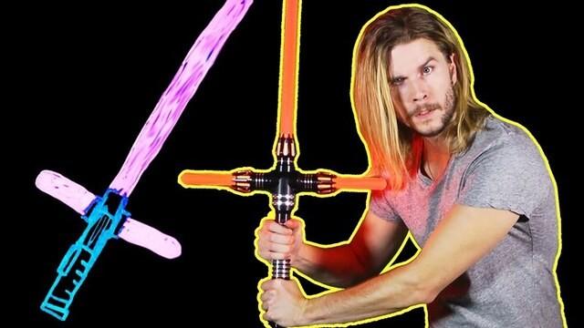 Why Kylo Ren's Lightsaber Works