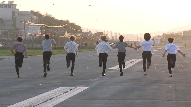 "EPILOGUE : Young Forever" MV MAKING STORY