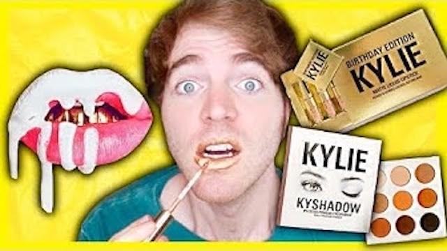 TRYING THE KYLIE JENNER BIRTHDAY KIT