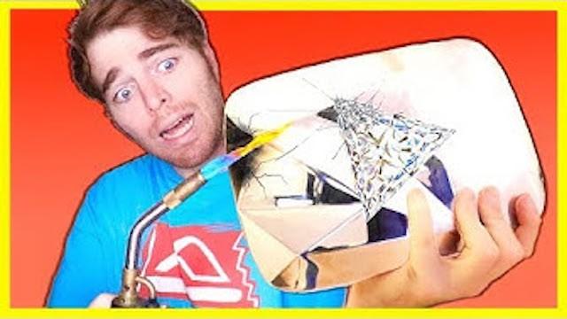 DESTROYING MY DIAMOND PLAY BUTTON!