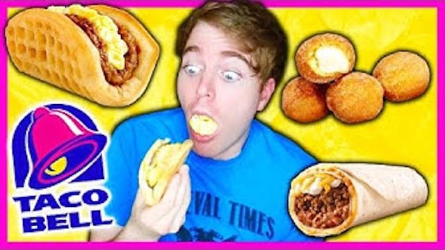 TASTING TACO BELL BREAKFAST FOODS